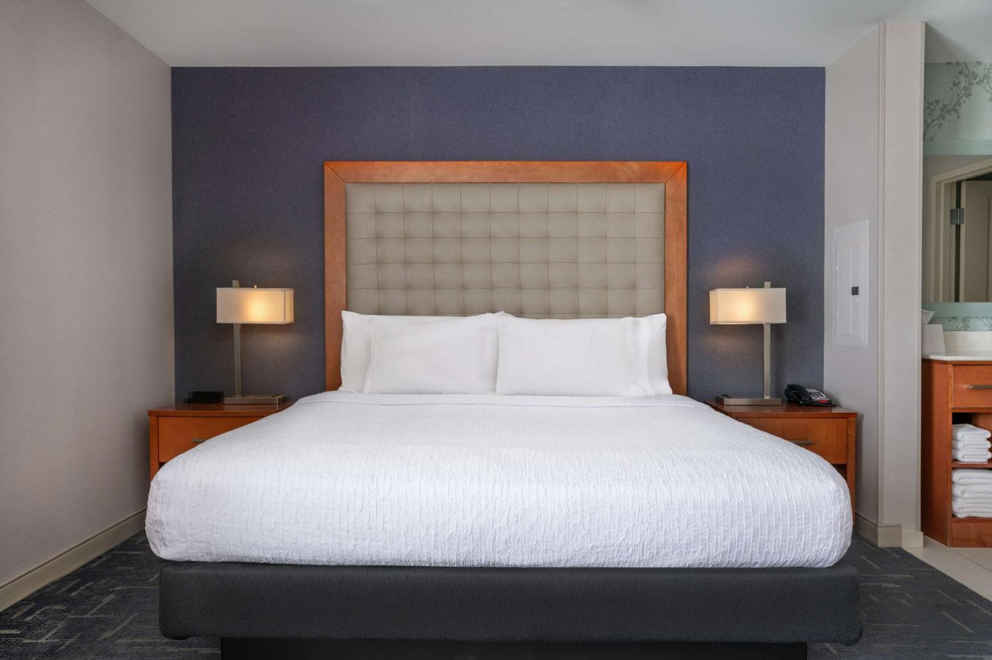 Homewood Suites By Hilton Gateway Hills Nashua Exteriör bild